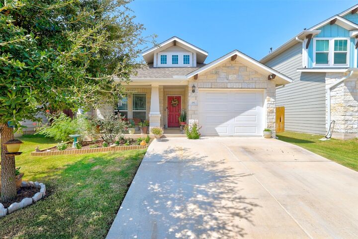 Property Photo:  281 Gaida Loop  TX 78628 