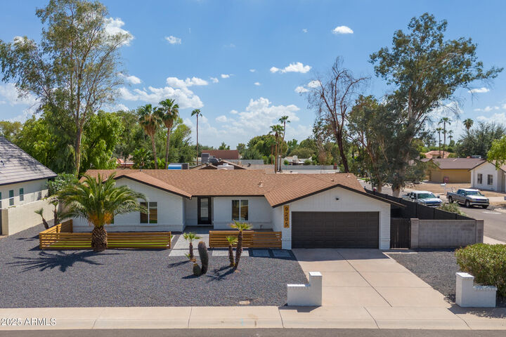 9205 E Laurel Lane  Scottsdale AZ 85260 photo