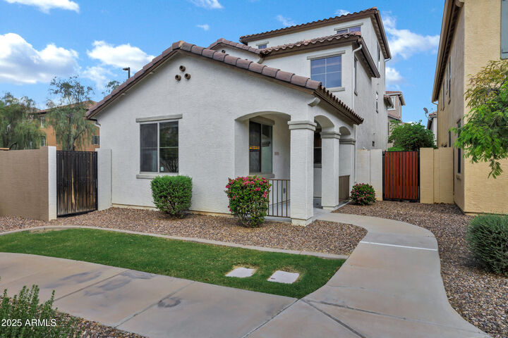 Property Photo: 1702 E Joseph Way AZ 85295