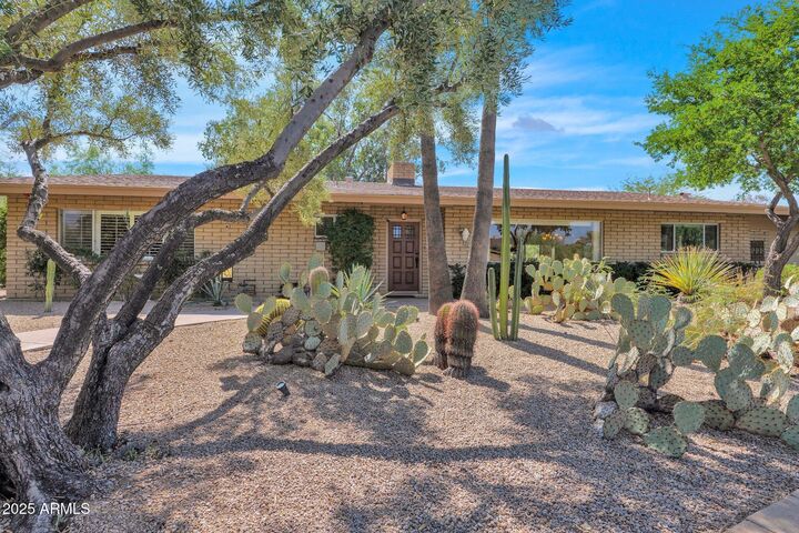 Property Photo:  7835 E Carefree Estates Circle  AZ 85377 