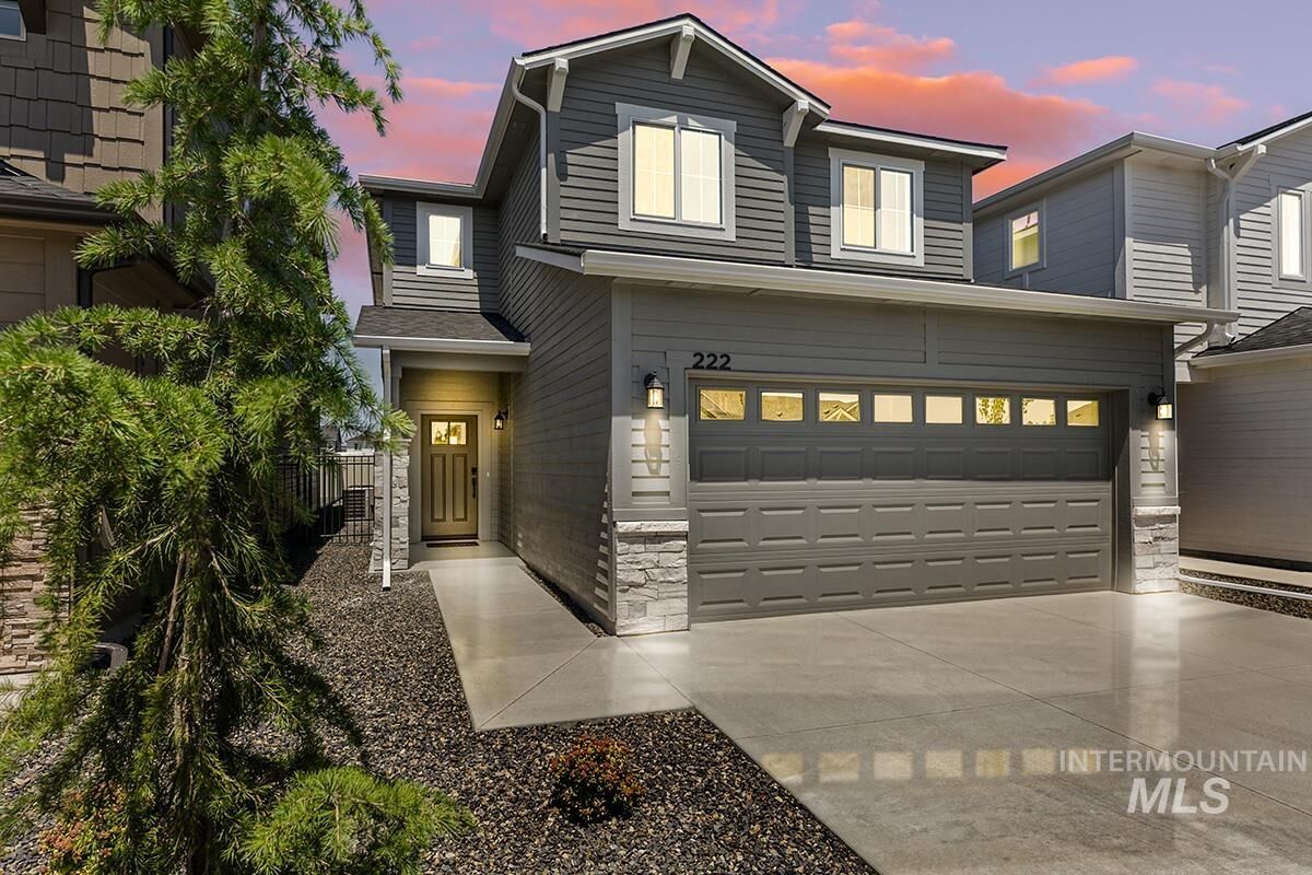 Property Photo:  266 W Broyhill St.  ID 83642 