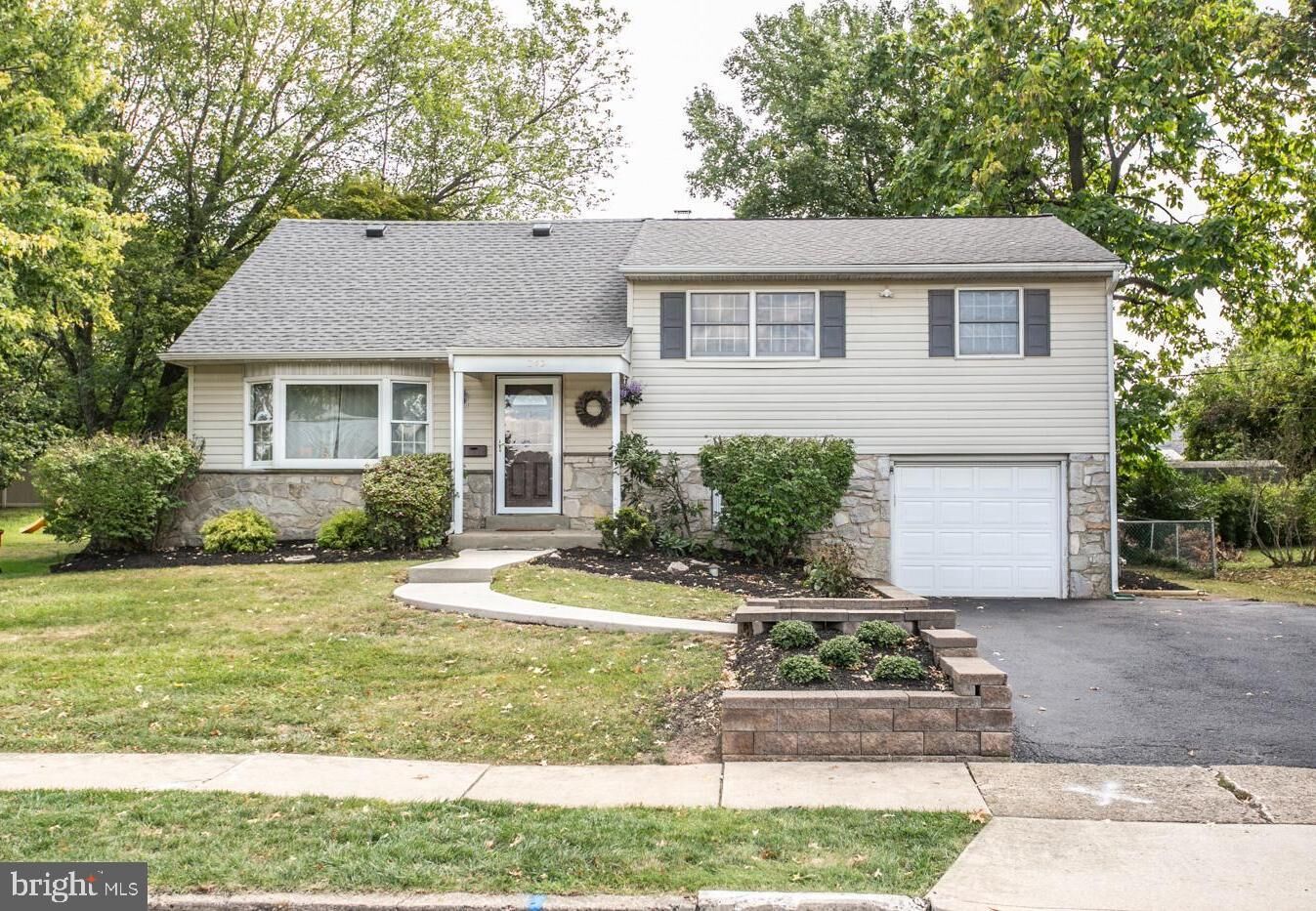 Property Photo:  340 Central Drive  PA 19446 