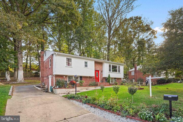 Property Photo:  5413 Trent Street  MD 20735