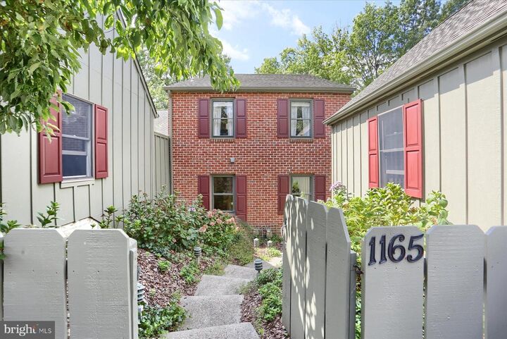 1165 Wicklow Court  Hummelstown PA 17036 photo