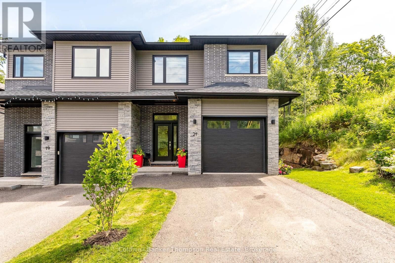 Property Photo:  21 Cascade Lane  ON P1H 1Y3 