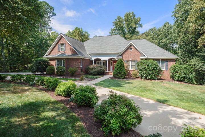 Property Photo:  675 Heather Drive  NC 28092 