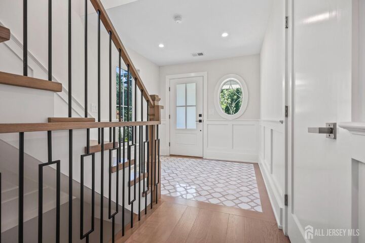 Property Photo:  152 Franklin Avenue  NJ 07740