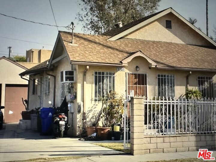 Property Photo:  3202 Farnsworth Ave  CA 90032 