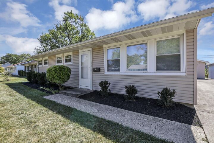 Property Photo:  5365 Dexter Avenue  OH 43026 