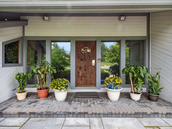 Property Photo:  1109 Millcreek Lane  OH 43220 