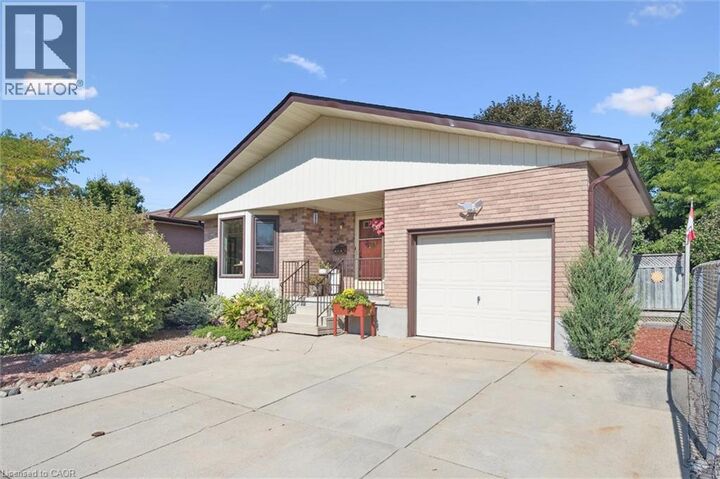 Property Photo:  322 Conservation Drive  ON N2V 1V3 