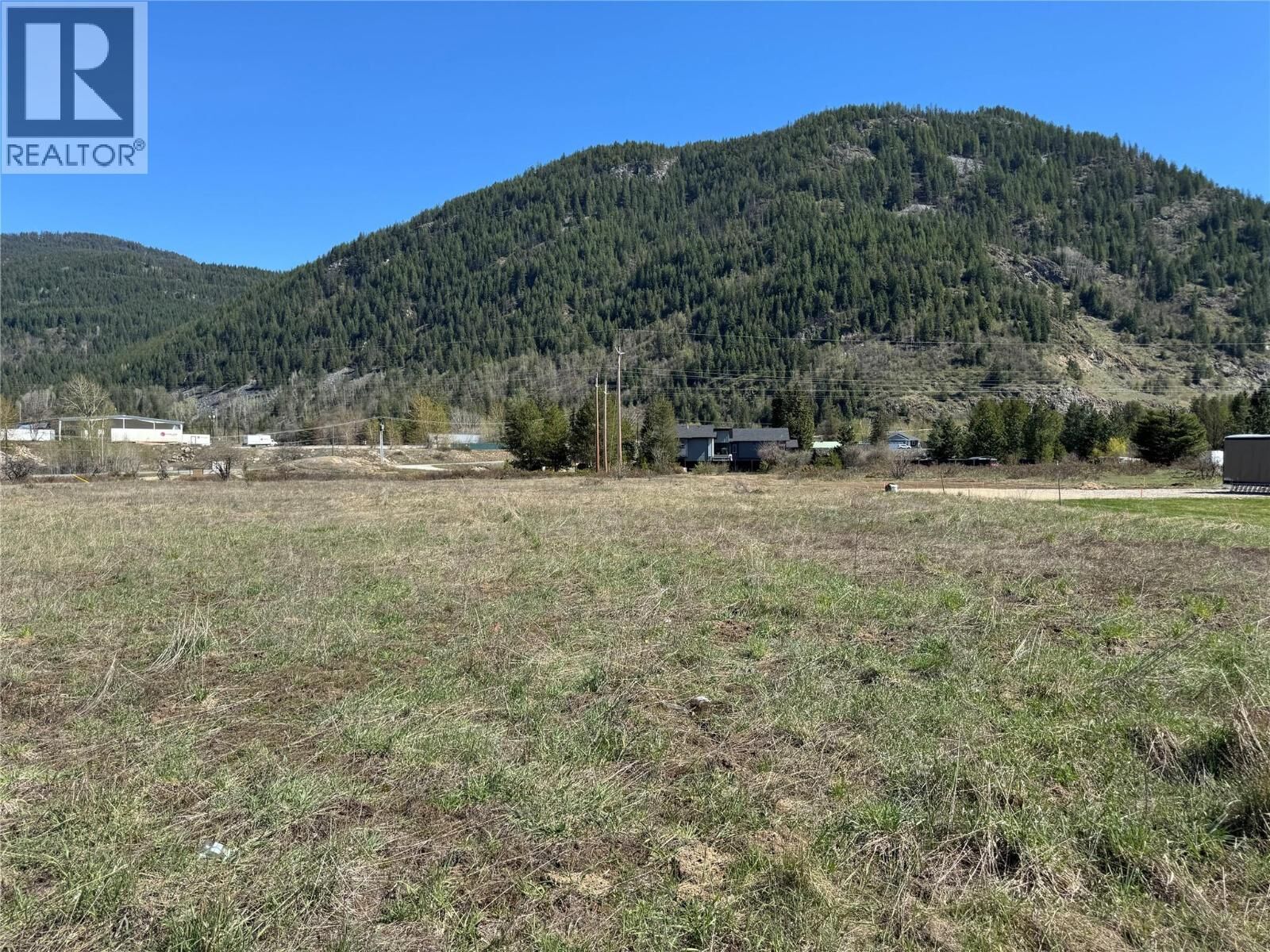 Photo de la propriété:  Lot C Waterloo Crescent  BC V1N 4M3 