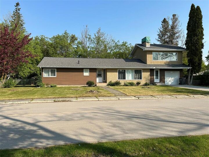3 Balsam Street  Pine Falls MB R0E 1P0 photo