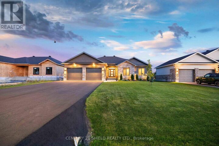 Property Photo:  29 Whitetail Avenue  ON K0C 1P0 