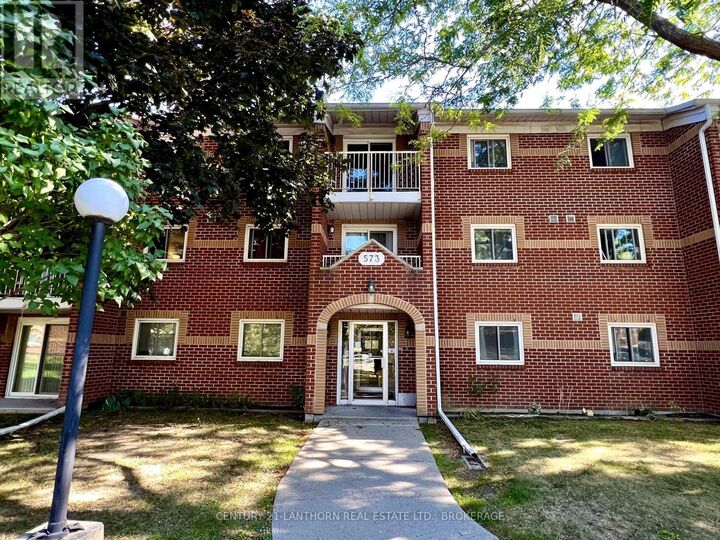 Property Photo:  573 Armstrong Road 317  ON K7M 8J8 