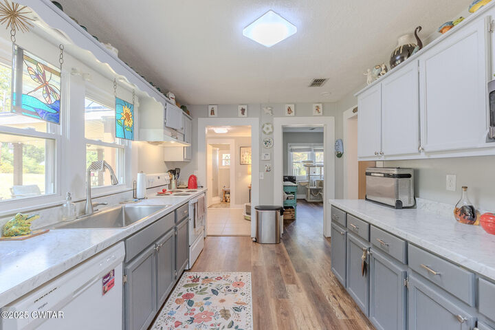 Property Photo:  44 Uptonville Road  TN 38392 
