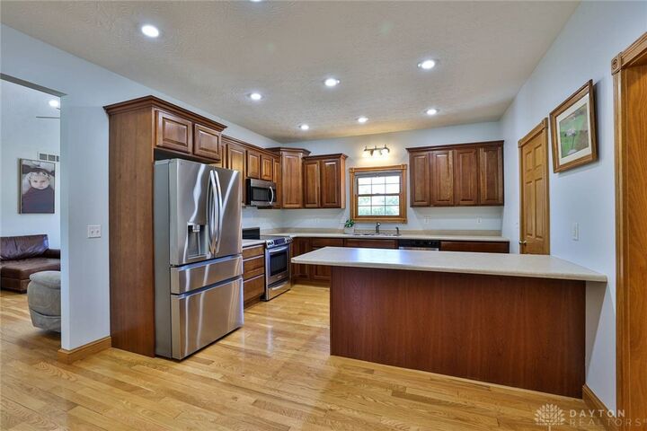 Property Photo: 62 Kings Court OH 45159