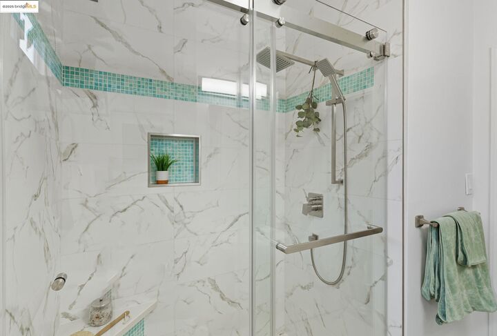 Property Photo:  5315 Camden St  CA 94619 