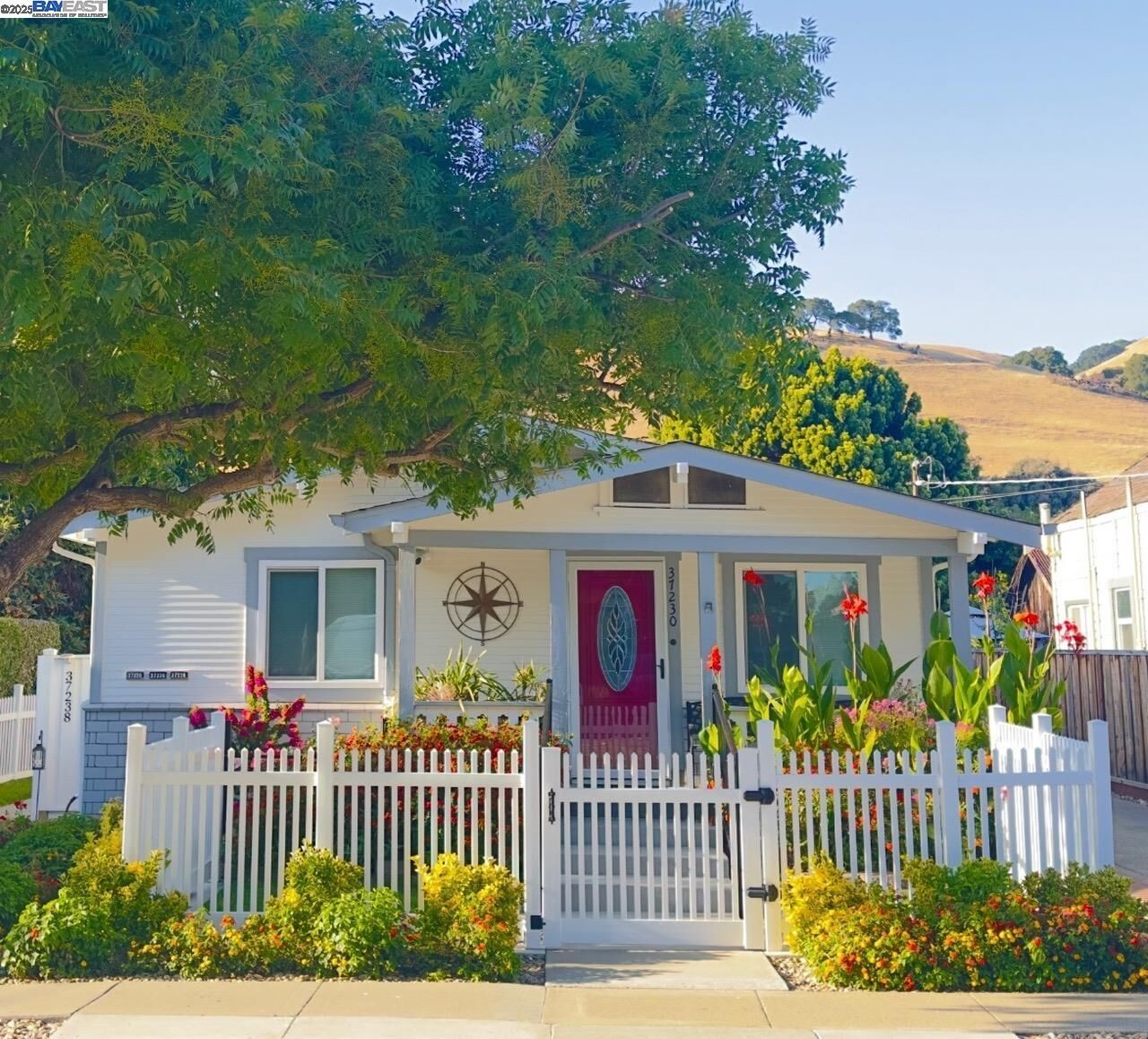 Property Photo: 37230 2nd St CA 94536