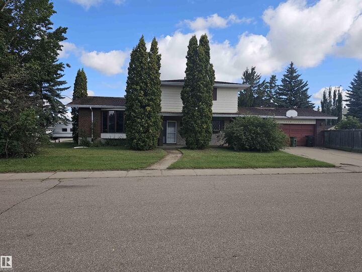 7004 11 Avenue NW  Edmonton AB T6K 3J5 photo