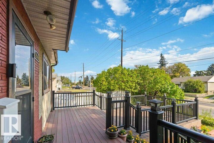 Property Photo:  12040 50 Street NW  AB T5W 3C4 