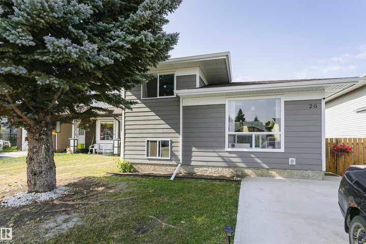 Property Photo:  26 Westridge Place  AB T7X 1S1 