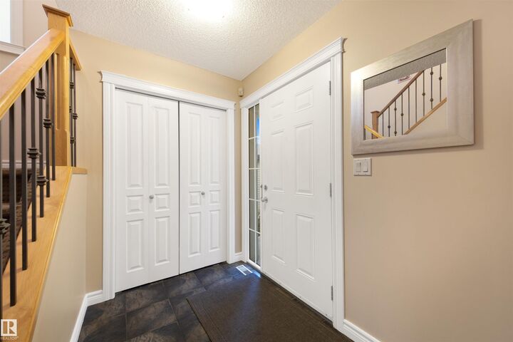 Property Photo:  2708 Miles Place SW  AB T6W 0B3 