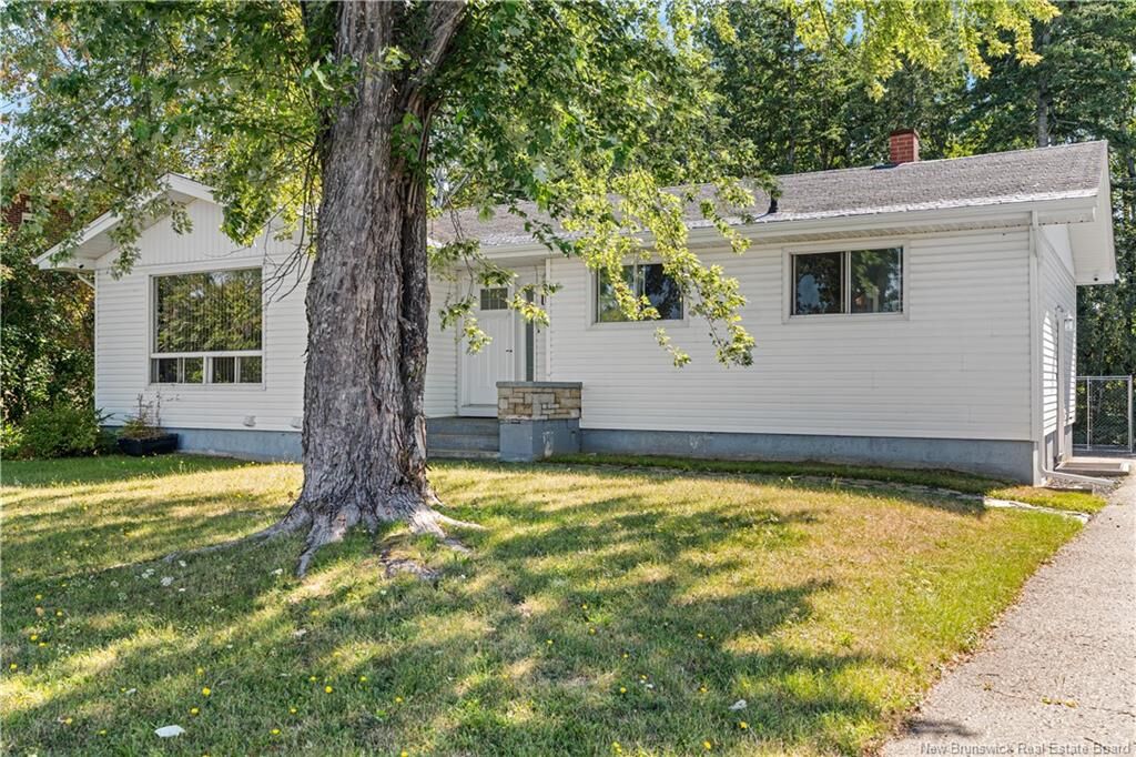 Property Photo:  1235 Vanier  NB E2A 3N6 