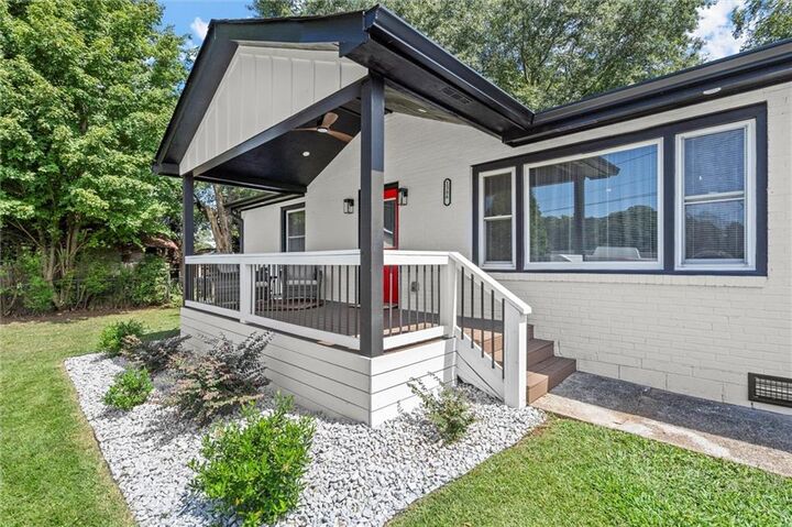 Property Photo:  1386 Columbia Drive  GA 30032 
