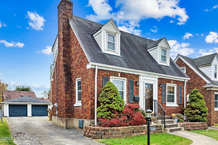 Property Photo: 1212 Hart Ave KY 40213