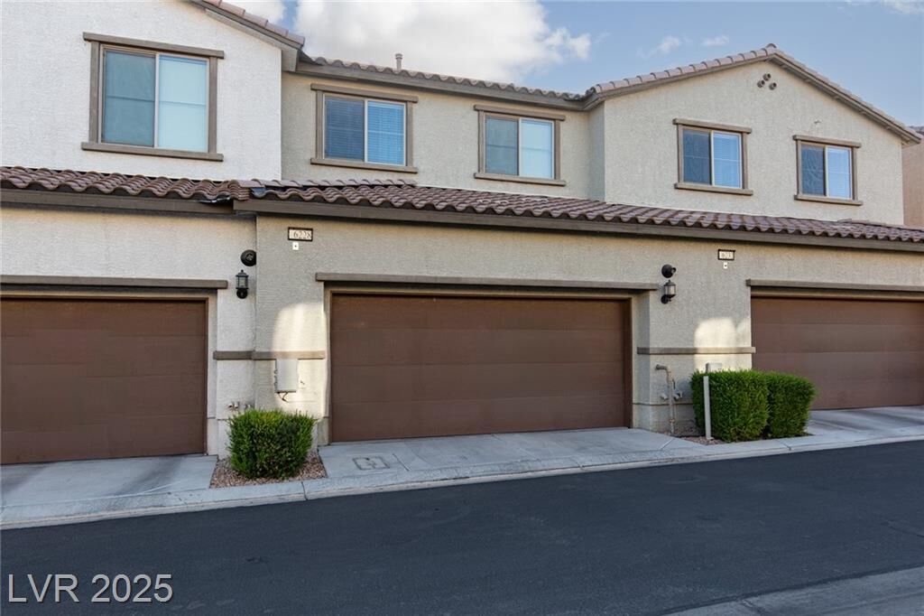 Property Photo: 6228 Haiku Stairs Street NV 89148