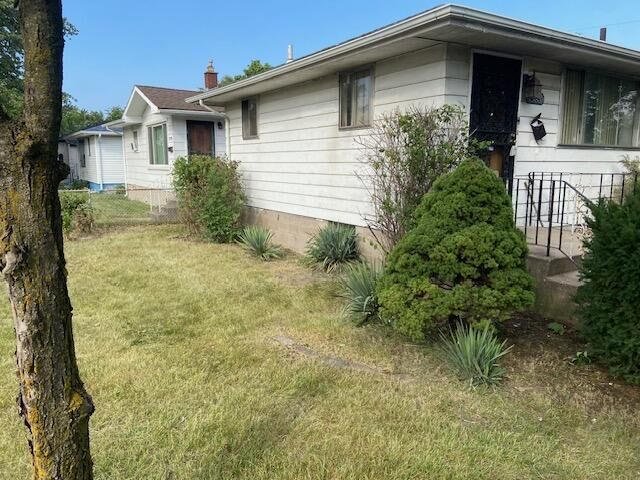 Property Photo:  1985 M L King Drive  IN 46407 