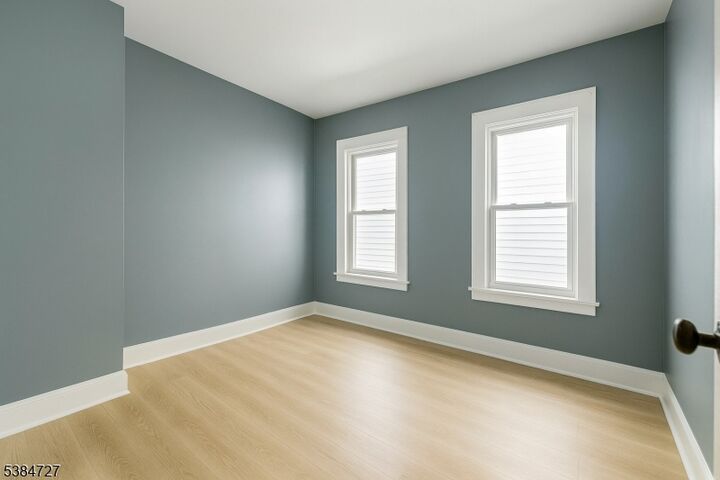 Property Photo: 1 Glennon Pl NJ 07052