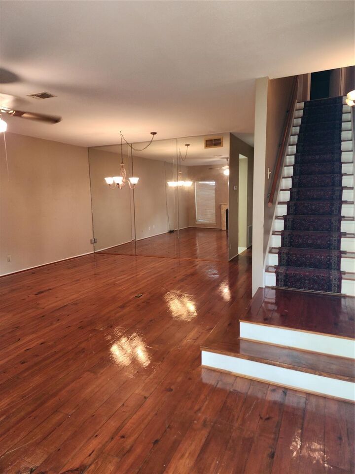 Property Photo: 7399 Regency Square Court 7399 TX 77036