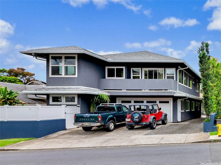 2134 Kanealii Avenue  Honolulu HI 96813 photo