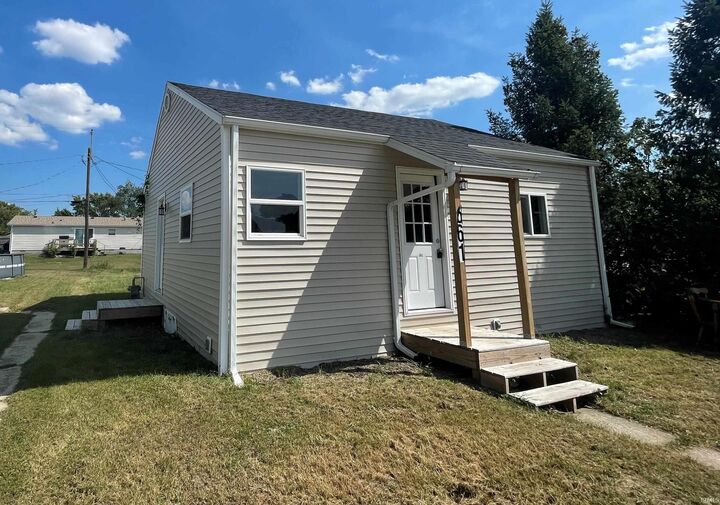 Property Photo: 561 Grayton Road IN 46346