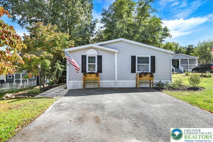 Property Photo:  83 Mansfield Drive  PA 18062 