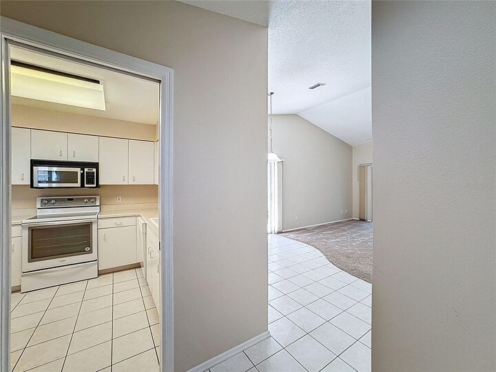 Property Photo:  677 Ironwood Circle 104  FL 34292 