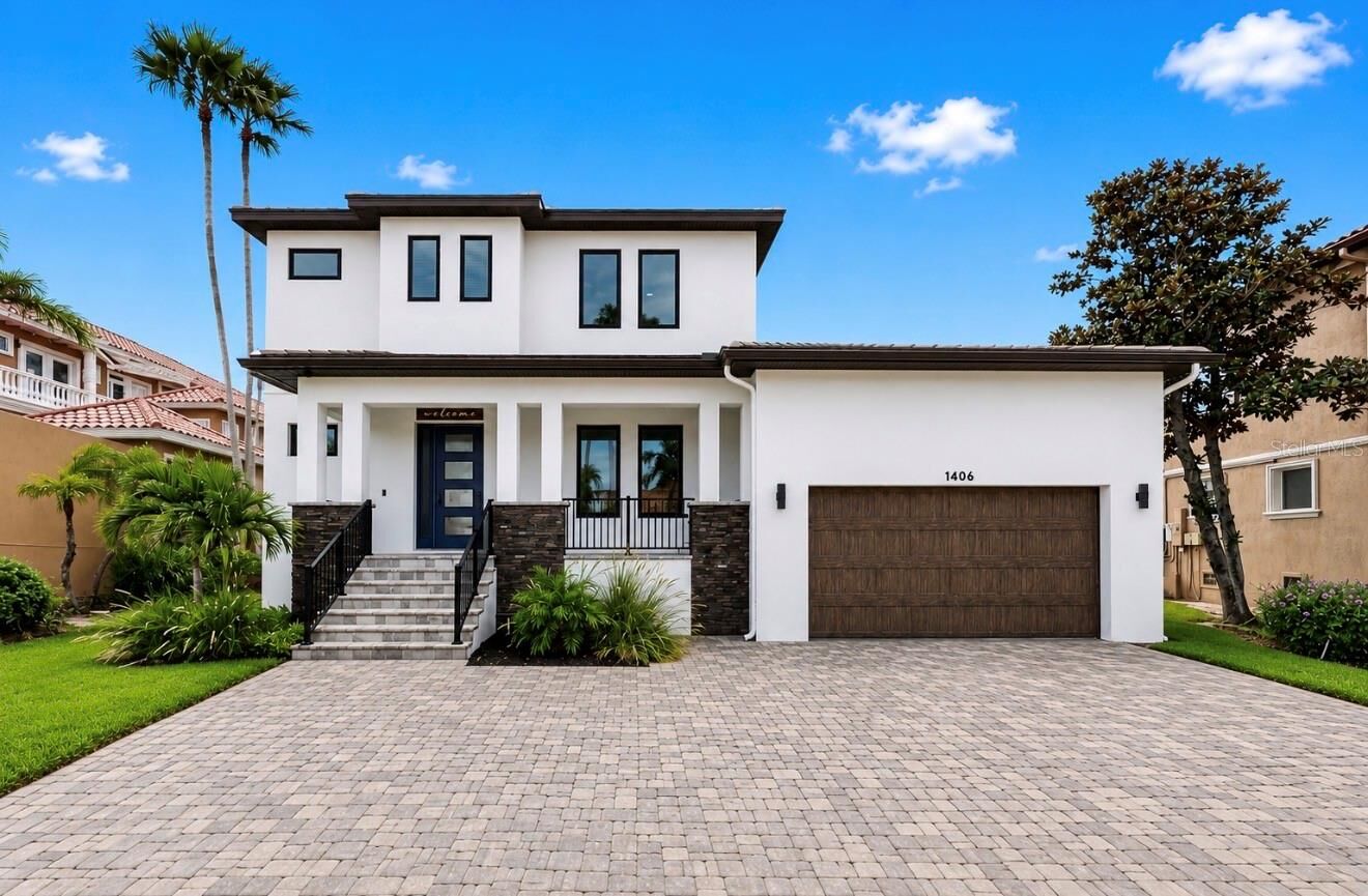 Property Photo:  1406 Alhambra Drive  FL 33572 