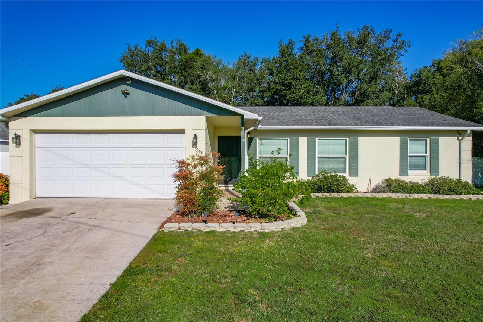 Property Photo: 669 Milan Drive FL 34758
