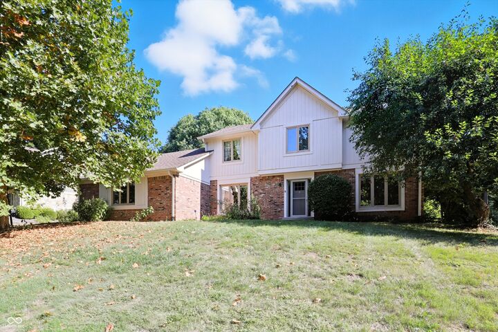 Property Photo:  735 Sugarbush Drive  IN 46077 