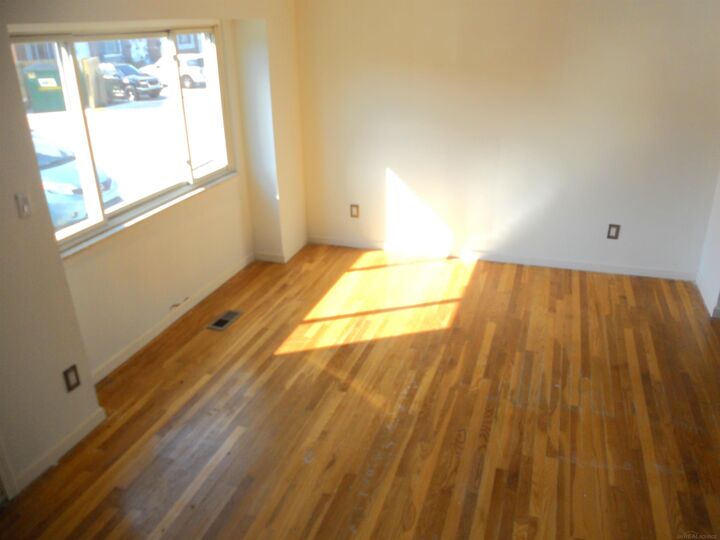 Property Photo:  27566 Concord Avenue  MI 48093 