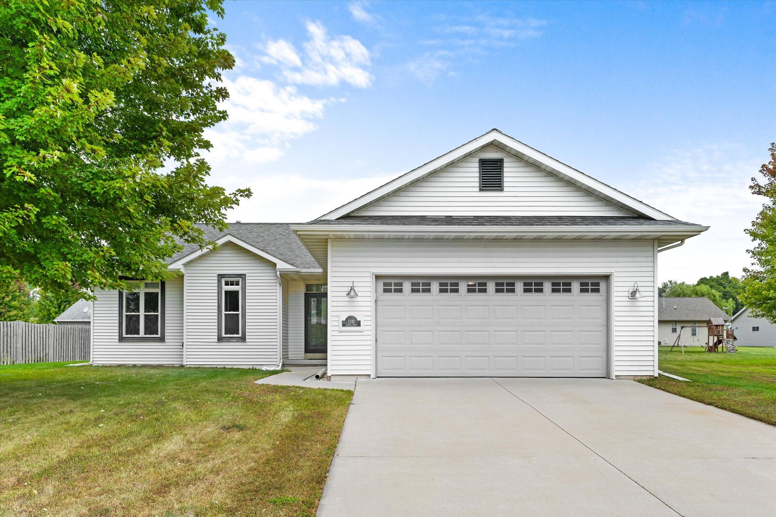 Property Photo:  1741 Jaimee Dr  WI 54963 
