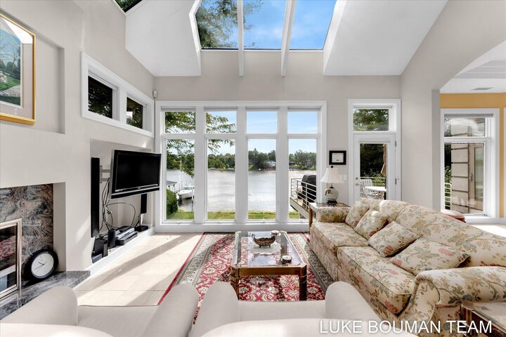 Property Photo: 15919 Orchard Point Drive MI 49456