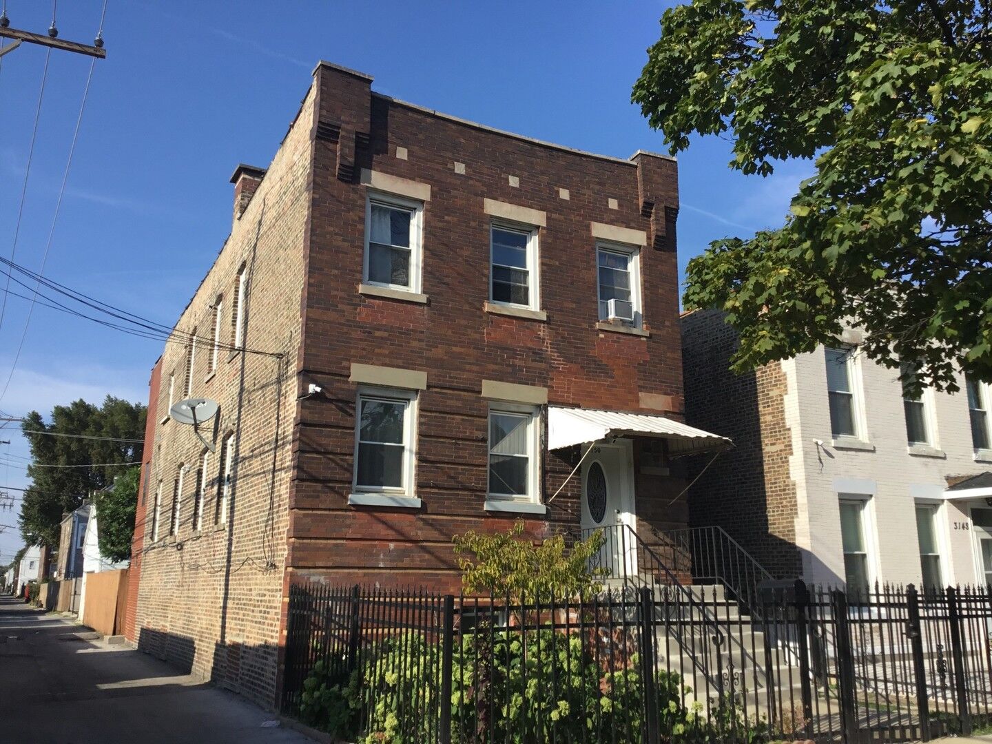 Property Photo:  3150 W 42nd Place  IL 60632 
