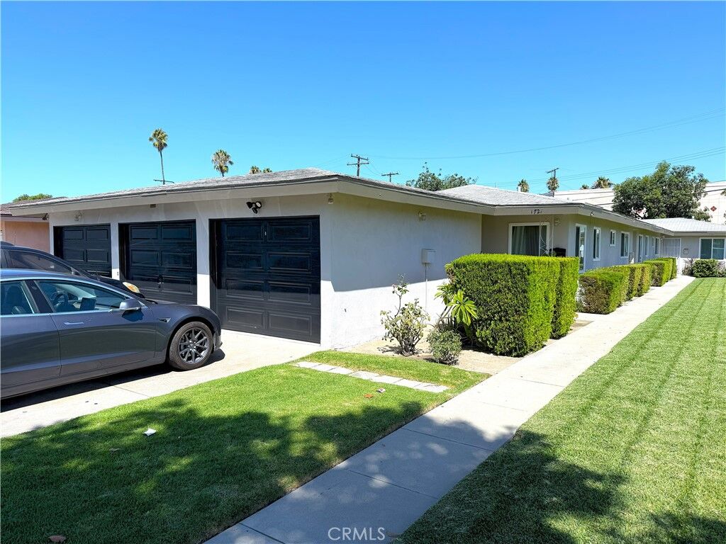 Property Photo: 1723 W Francis Drive CA 92801