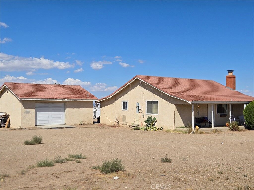 Property Photo: 9760 Phelan Road CA 92344
