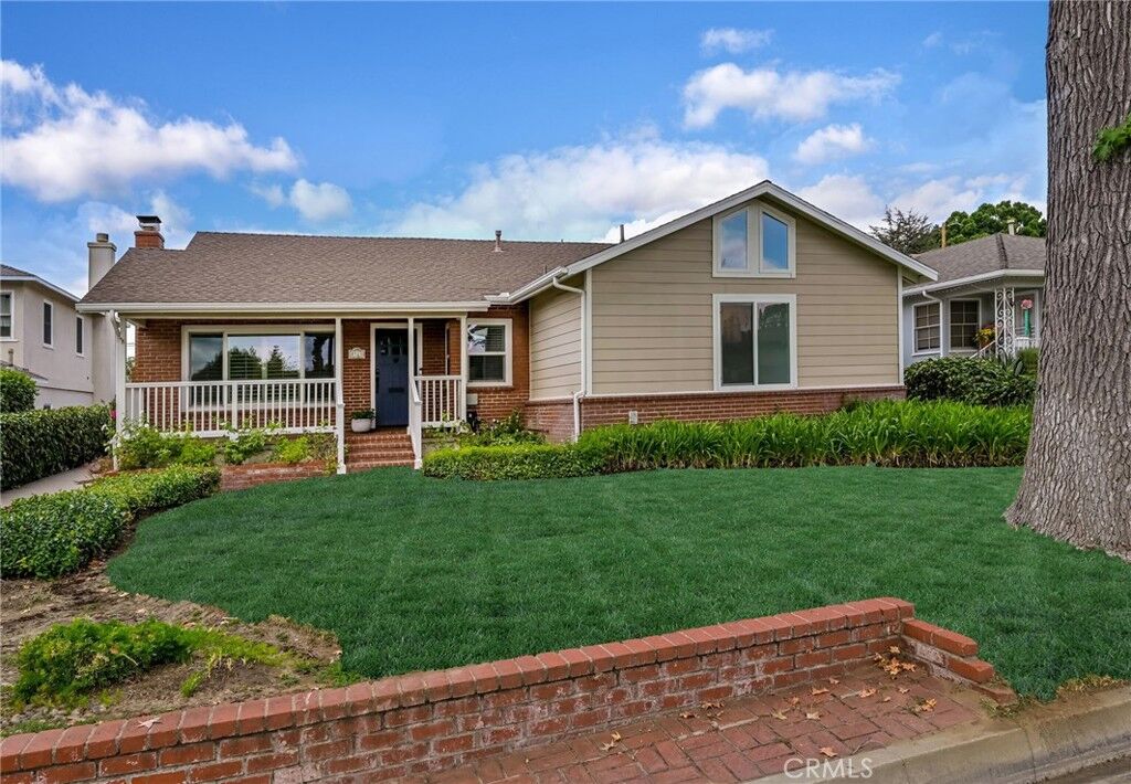 Property Photo:  8125 Calmada Avenue  CA 90602 