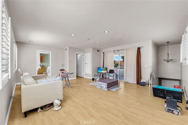 Property Photo:  5841 Laguna Way  CA 90630 