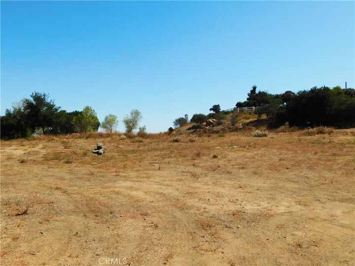 2 S. Main Divide  Lake Elsinore CA 92530 photo